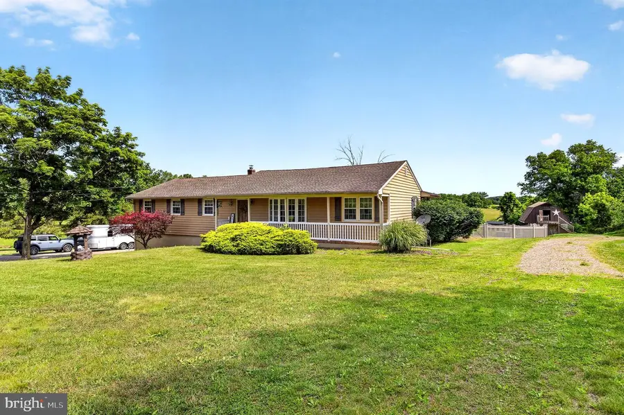 115 Fairview Dr, Branchburg, NJ 08853 - #3