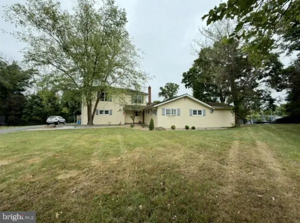 24 Beardslee Rd, MILLSTONE, NJ 08844