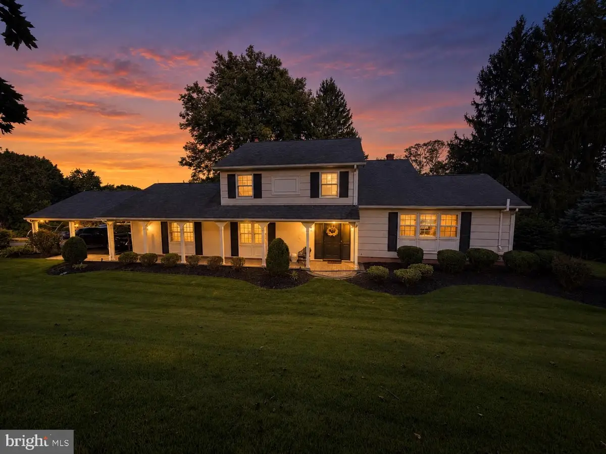31 Montgomery Ave, Rocky Hill, NJ 08553 - #1