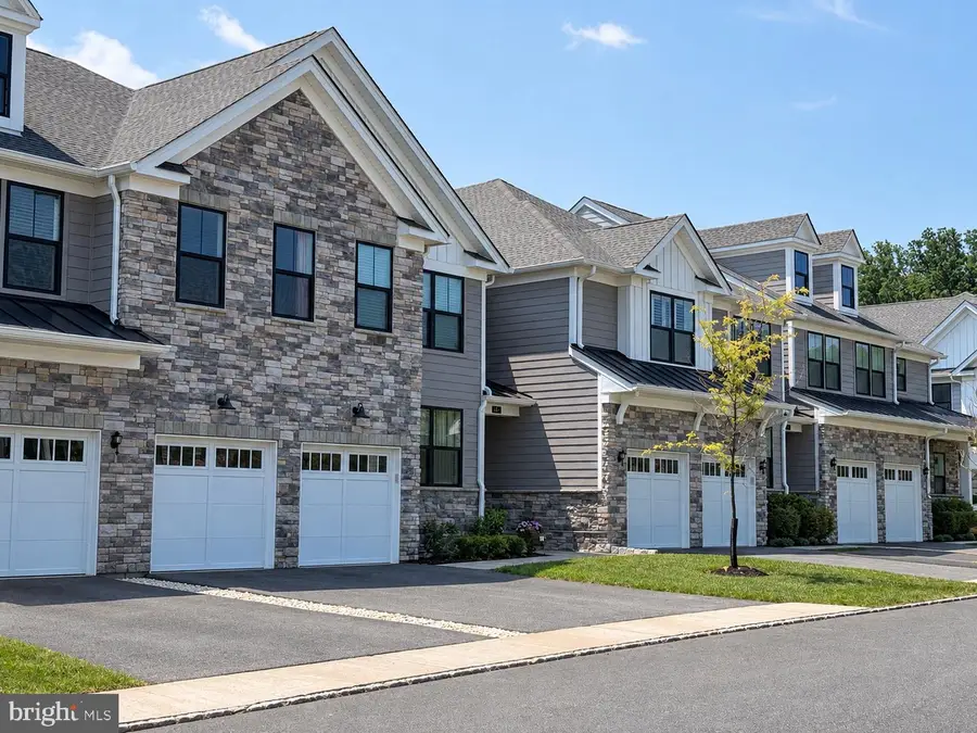 14 Monmouth Rd, Warren, NJ 07059 - #3