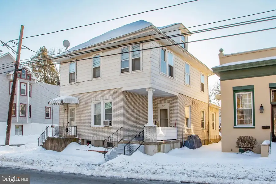 941 Lee Ave, Phillipsburg, NJ 08865 - Image #2