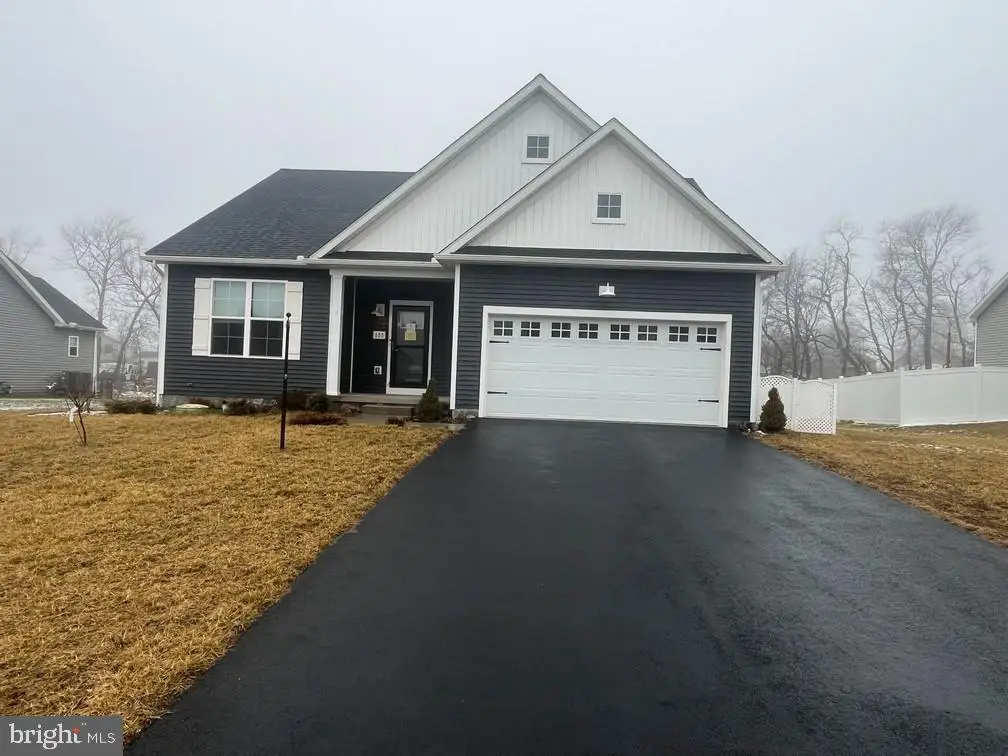 133 Oxford Blvd, New Oxford, PA 17350 - Image #1