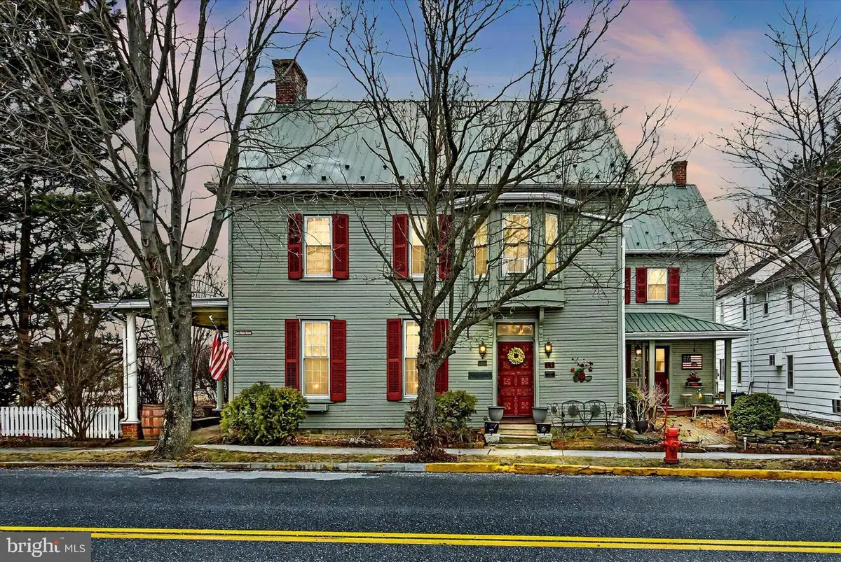 18 E Main St, Fairfield, PA 17320 - Image #1