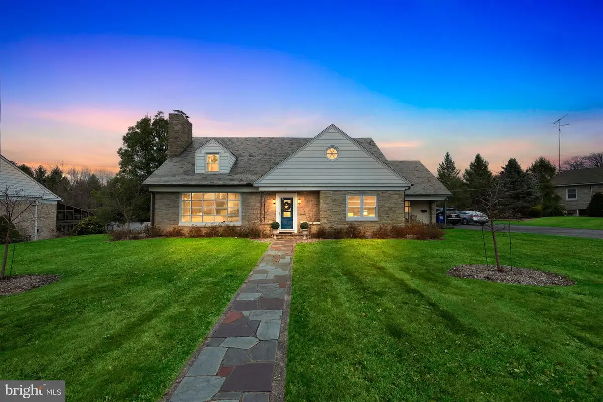 551 Glenwyn Dr, Littlestown, PA 17340 - Image #1