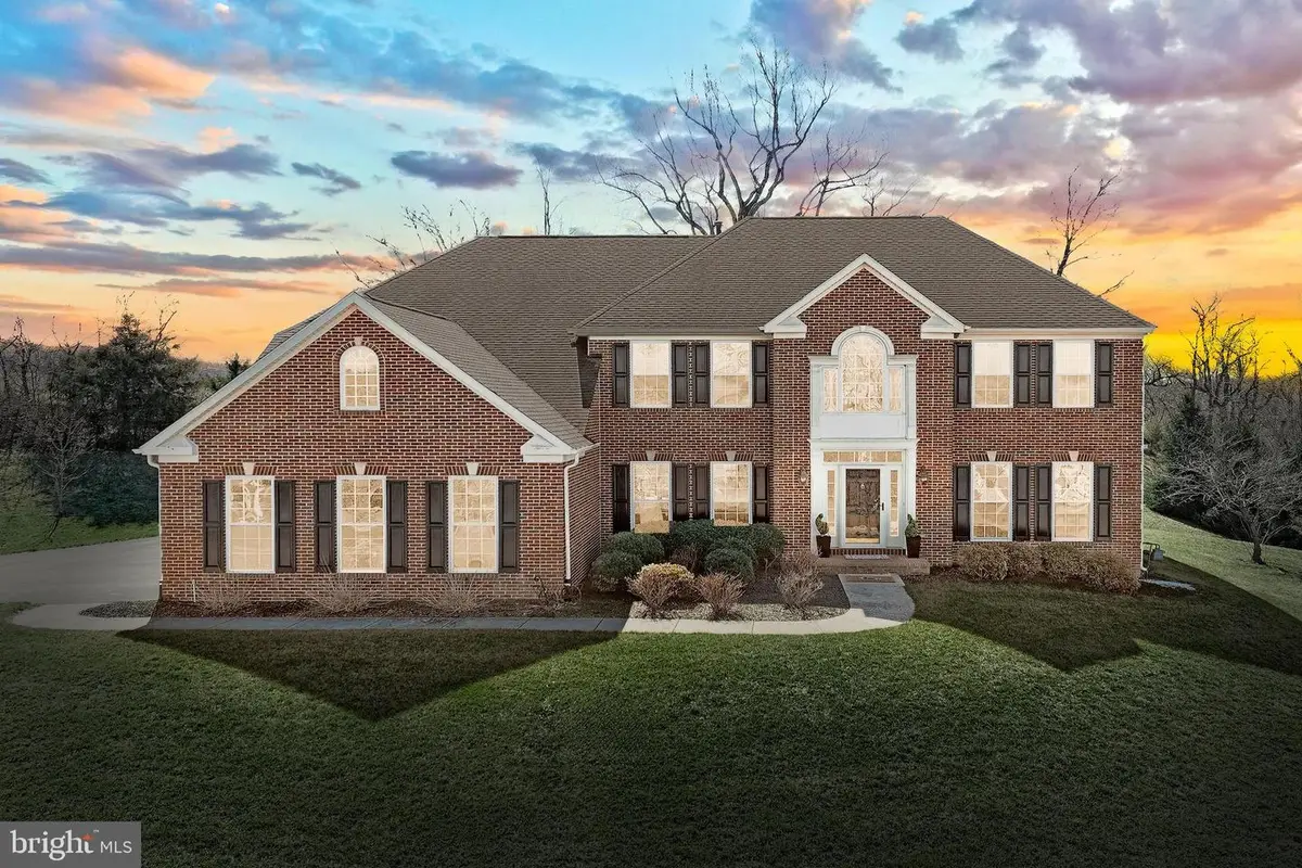 195 Fawn Hill Rd, Hanover, PA 17331 - #1