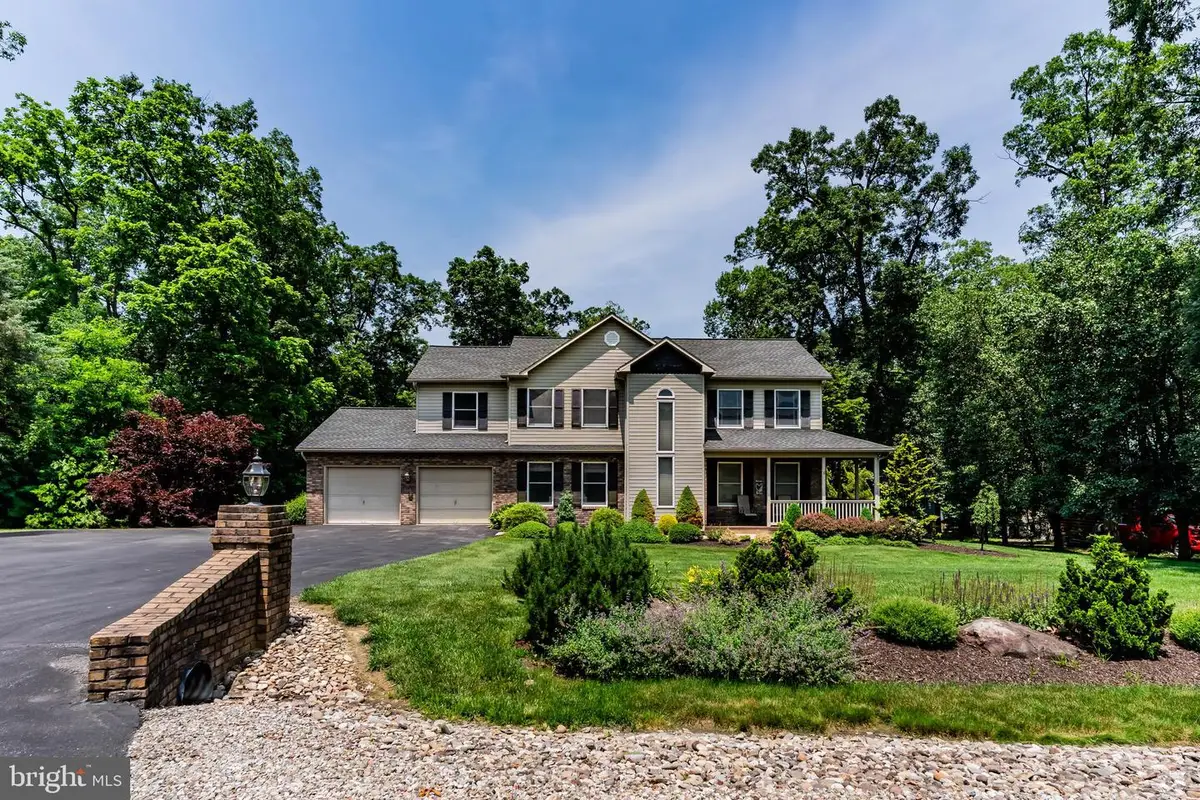 61 Sedgwick Dr, East Berlin, PA 17316 - #1