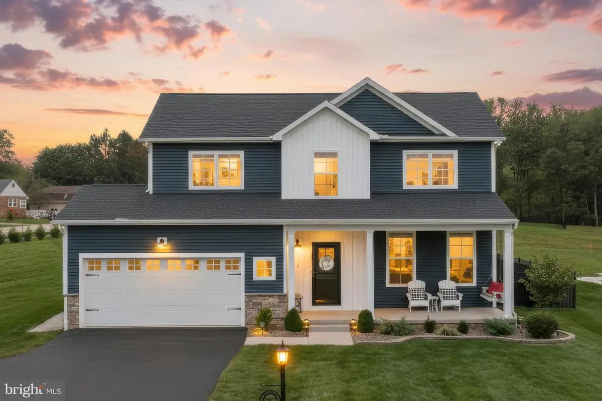 6 Lobell Rd, Abbottstown, PA 17301 - Image #1