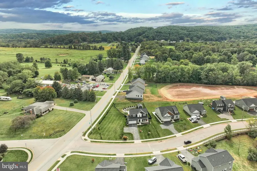 6 Lobell Rd, Abbottstown, PA 17301 - Image #3