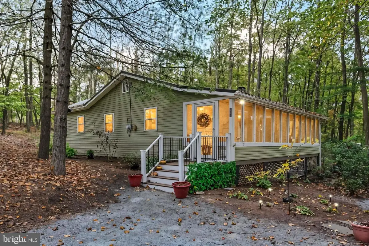 208 Whipporwill Ln, Orrtanna, PA 17353 - Image #1