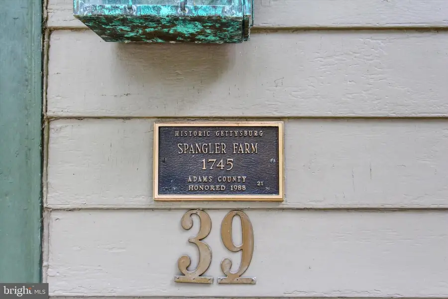 39 Kuhn Fording Rd, East Berlin, PA 17316 - Image #2