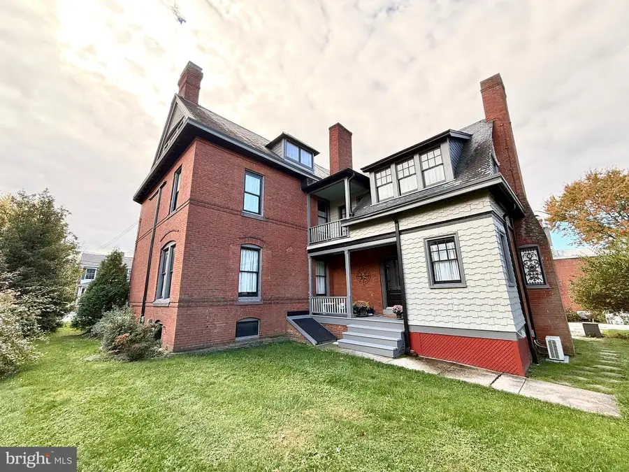 104 Lincoln Way West, New Oxford, PA 17350 - Image #3