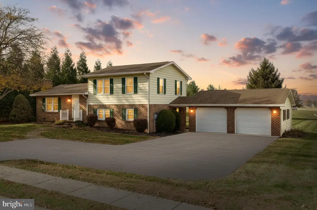 51 Michael St, Hanover, PA 17331 - Image #1