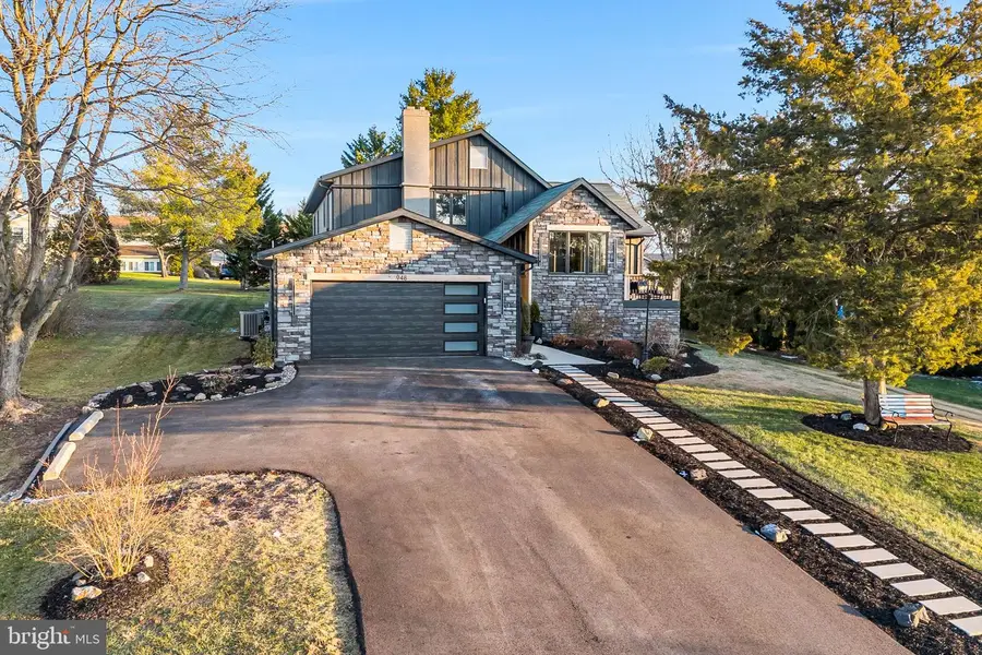 948 Heritage Dr, Gettysburg, PA 17325 - Image #3