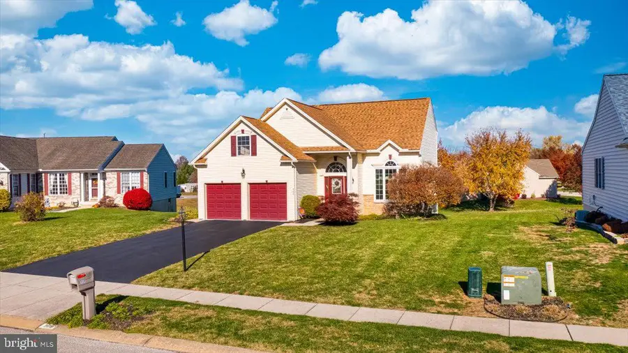 908 Poplar St, Hanover, PA 17331 - Image #2