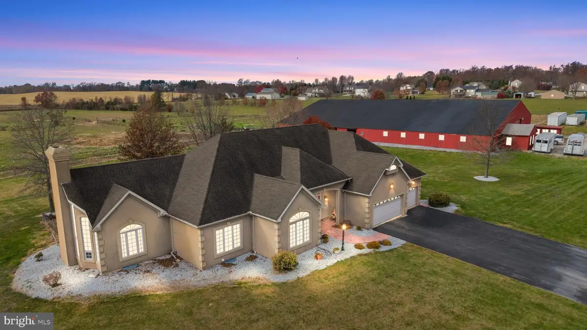 334 Rolling Ln, Abbottstown, PA 17301 - Image #1