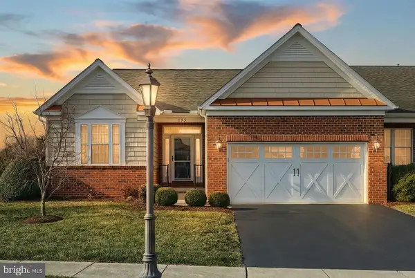 195 St Michaels Way, HANOVER, PA 17331