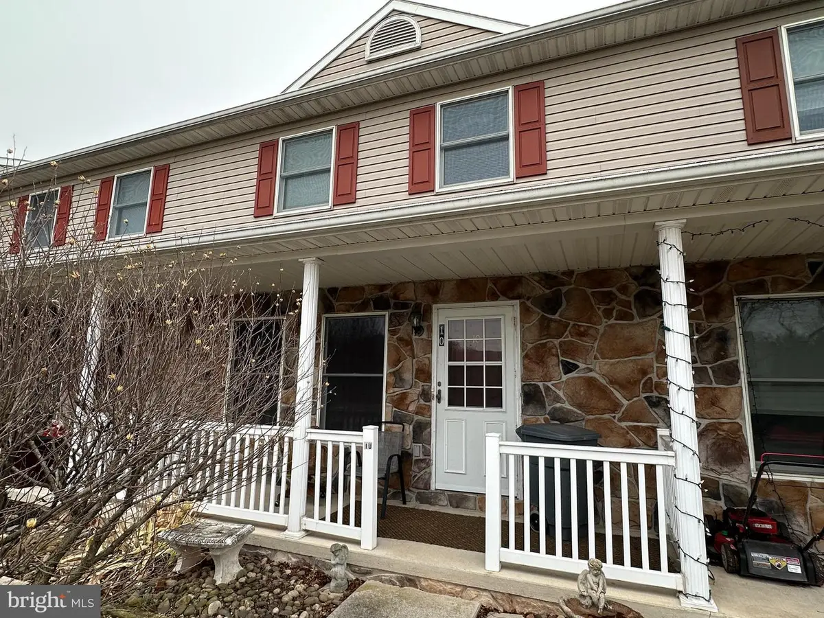 10 Homestead Dr, Gettysburg, PA 17325 - Image #1