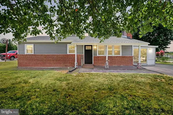 90 Schofield Dr, EAST BERLIN, PA 17316