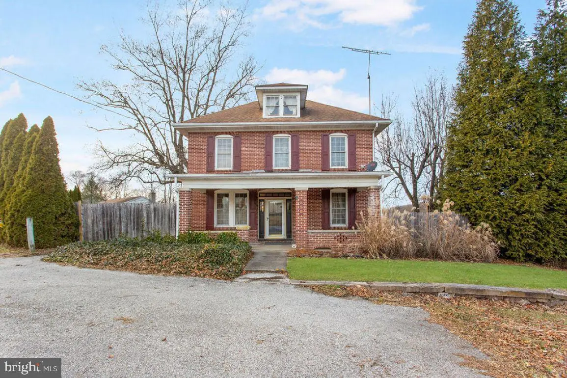 850 Irishtown Rd, New Oxford, PA 17350 - Image #1