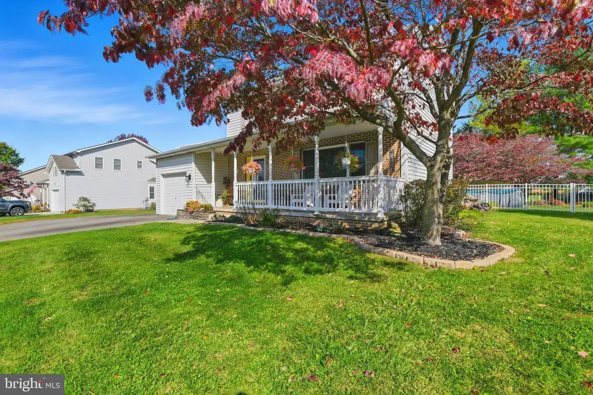 43 Ashfield Dr, Littlestown, PA 17340 - #1