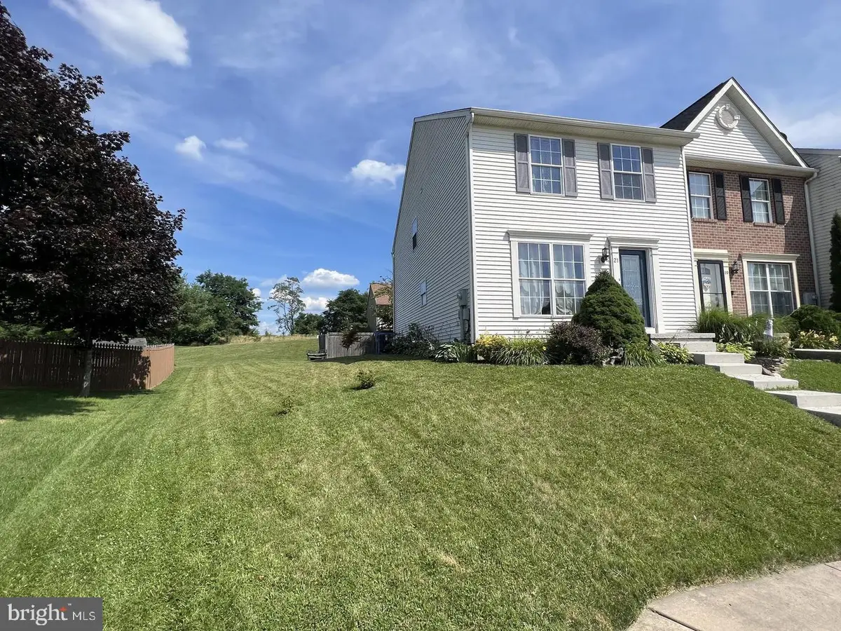 21 Johnamac N, Littlestown, PA 17340 - Image #1