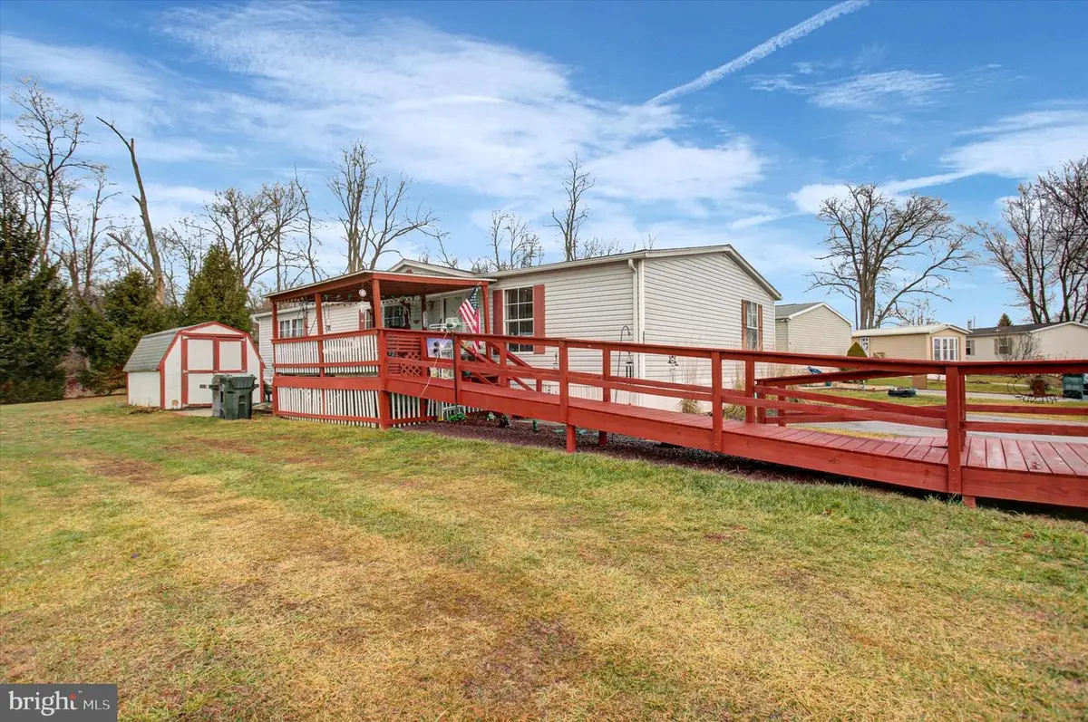 156 Linda Dr, New Oxford, PA 17350 - Image #1