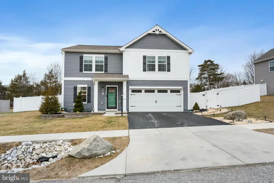 26 Chesterfield Rd, New Oxford, PA 17350 - #3