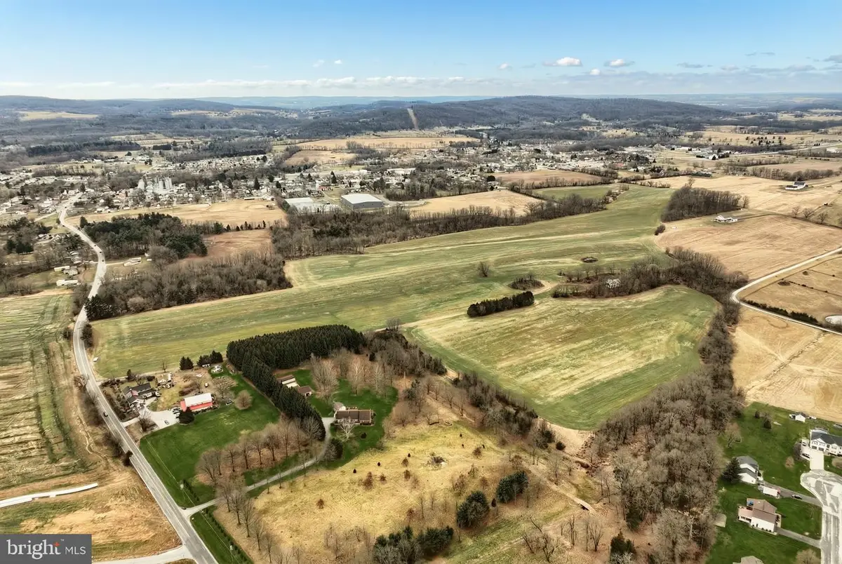 470 Brough Rd, Abbottstown, PA 17301 - #1