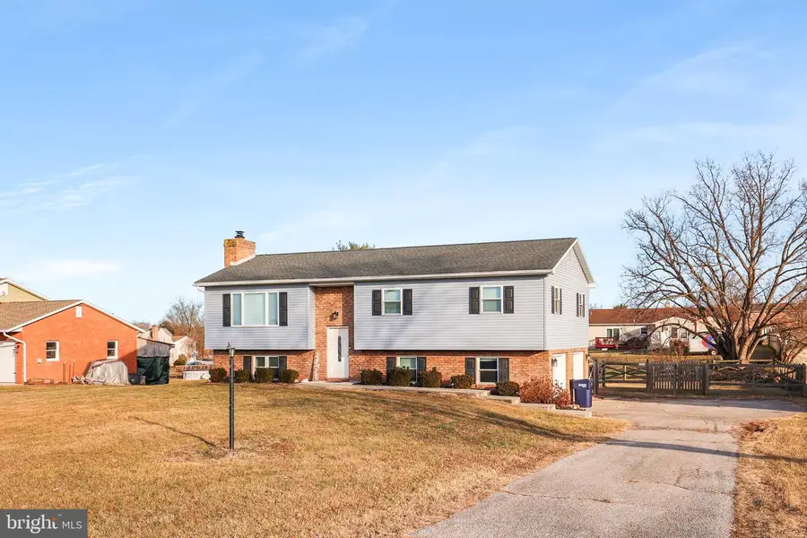 124 Wheatland Dr, Gettysburg, PA 17325 - Image #3