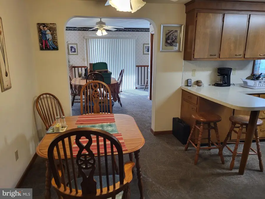 121 Michelle Dr, McSherrystown, PA 17344 - Image #3