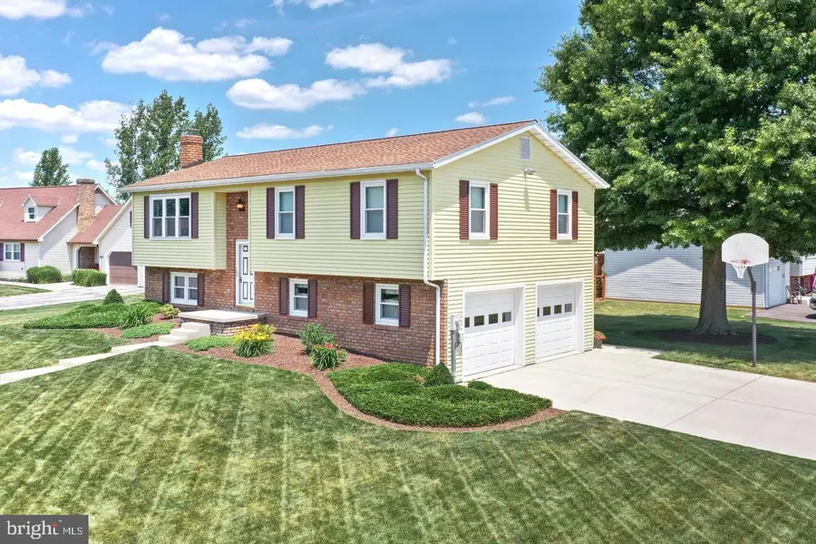 406 3rd, McSherrystown, PA 17344 - Image #2