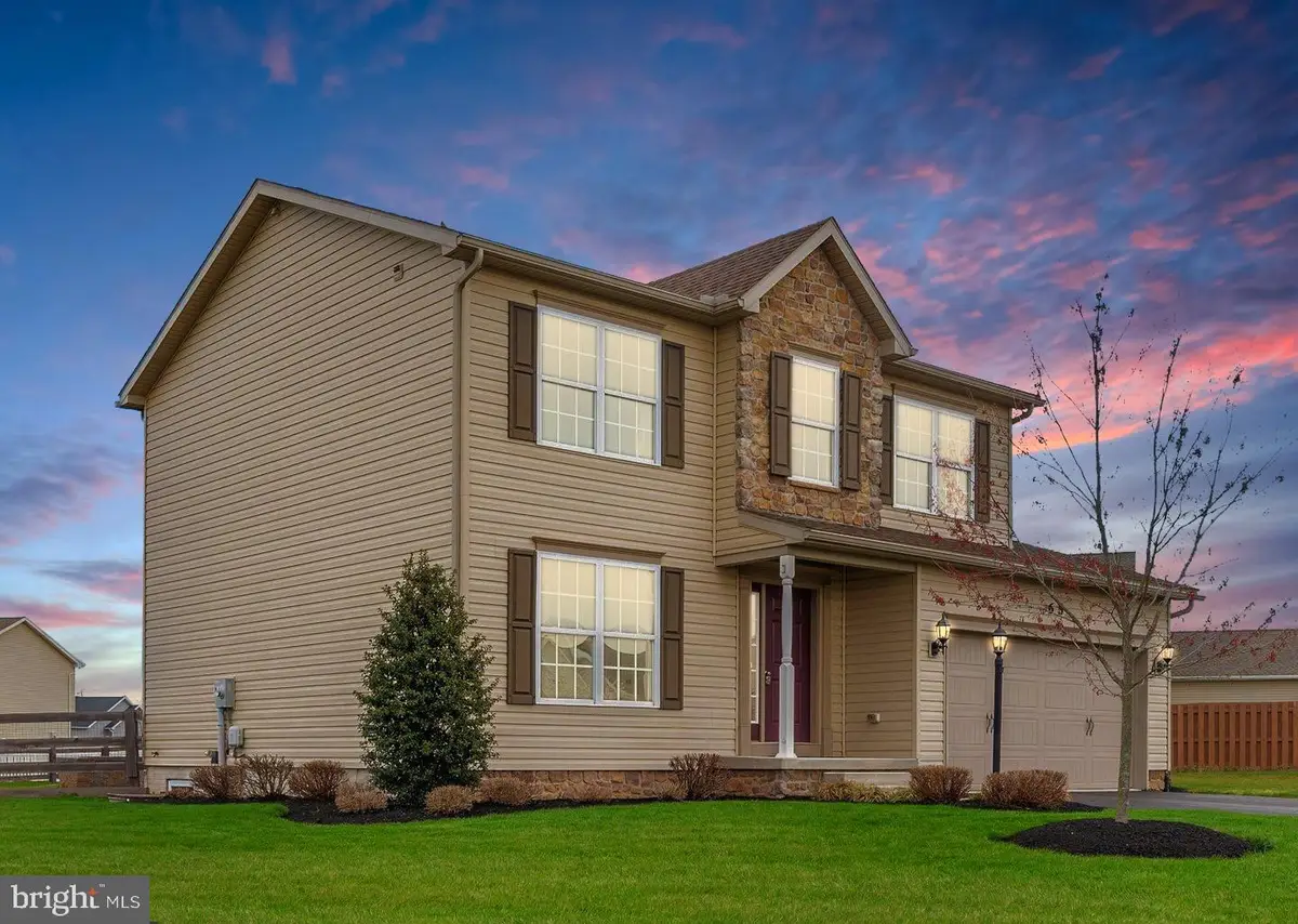 65 W Crest View Ln, Gettysburg, PA 17325 - #1