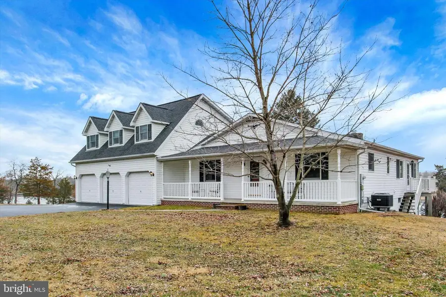 371 Heritage Dr, Gettysburg, PA 17325 - #3