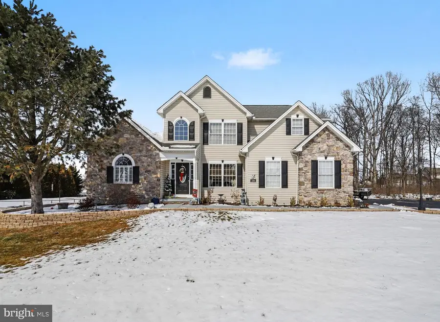 240 Amanda Dr, Littlestown, PA 17340 - #3