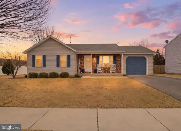 51 Abbotts Dr, ABBOTTSTOWN, PA 17301