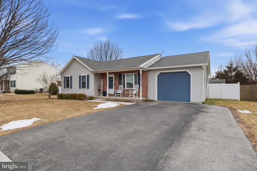51 Abbotts Dr, Abbottstown, PA 17301 - #3