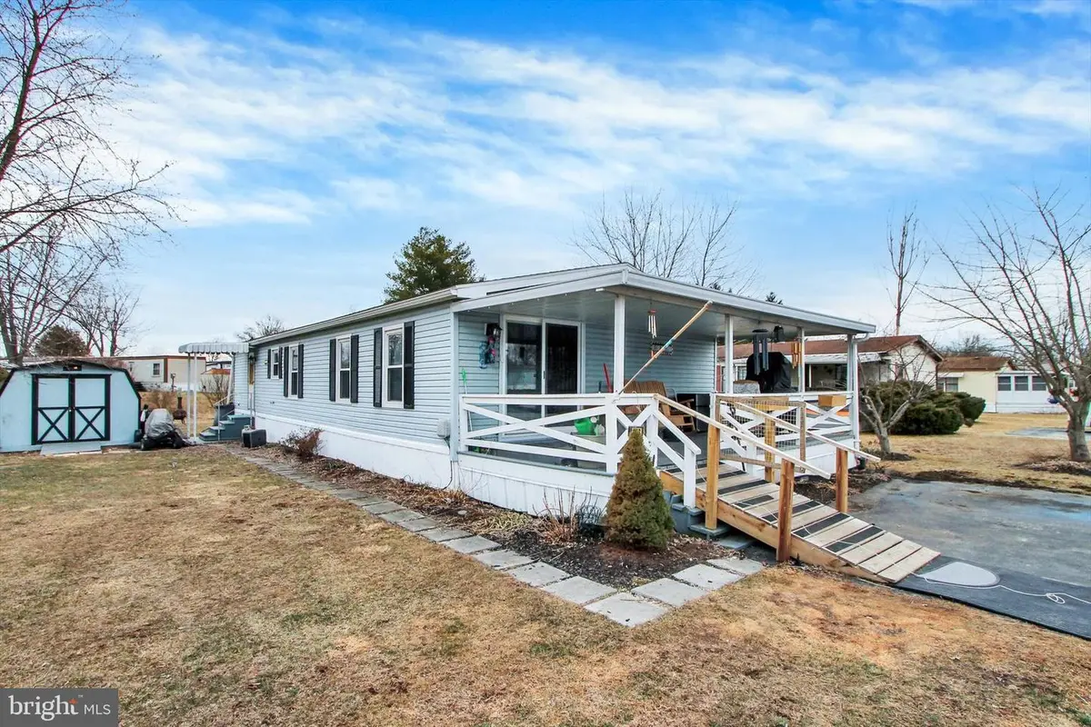 252 Lane Ave, Gettysburg, PA 17325 - #1