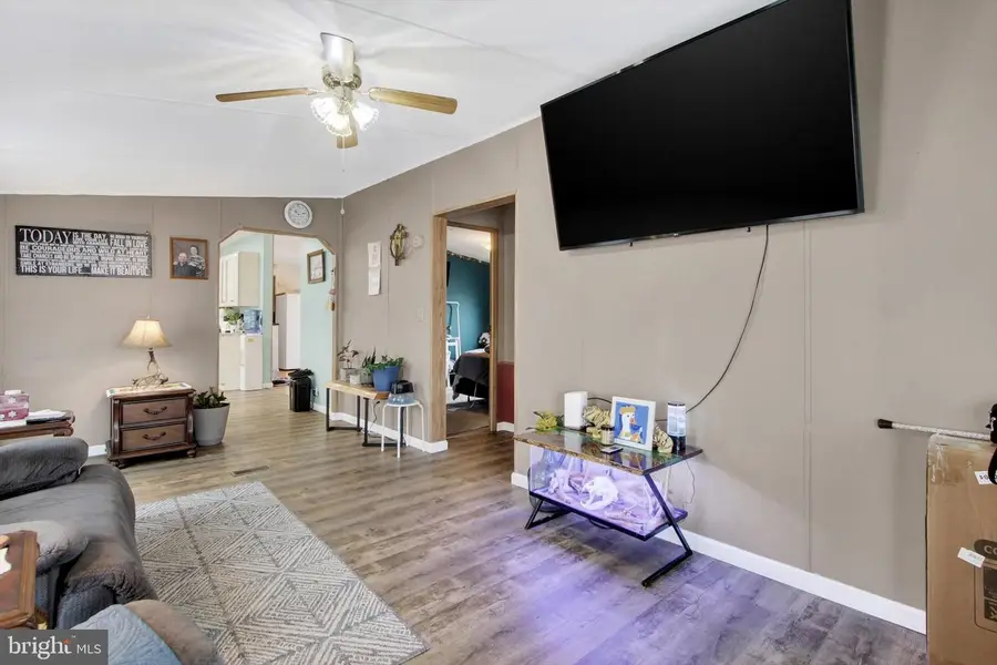 252 Lane Ave, Gettysburg, PA 17325 - #3