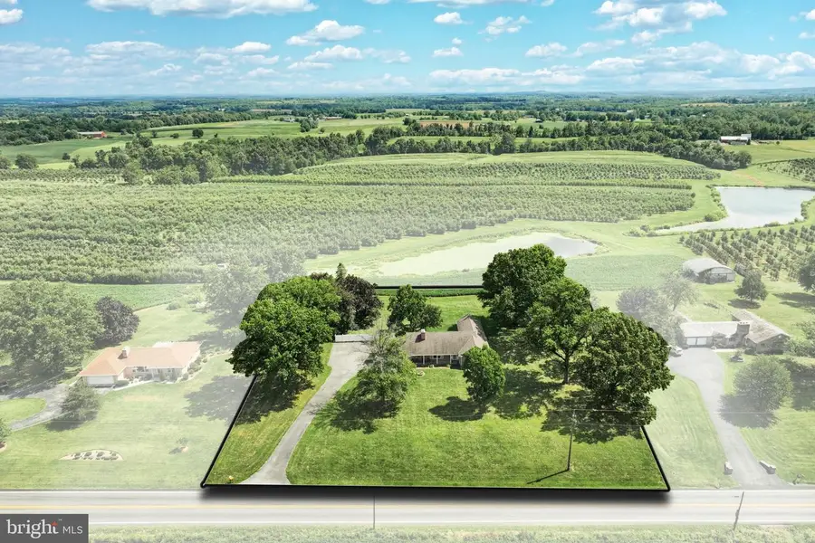 1026 Arendtsville Rd, Biglerville, PA 17307 - #3