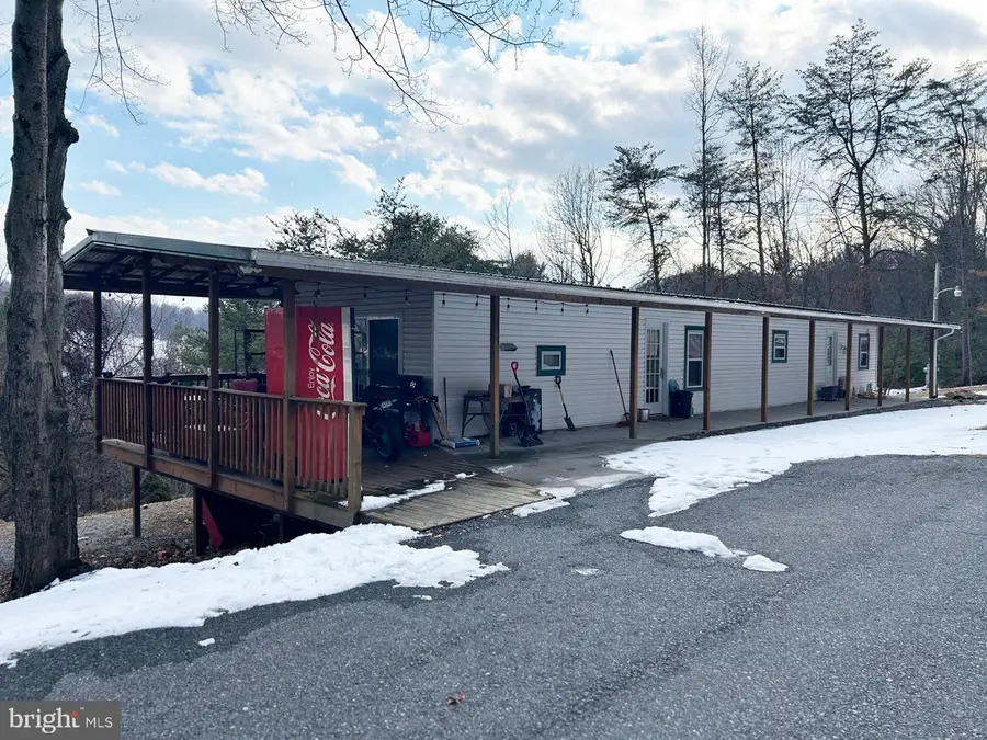 4743, 4745, 4747 Chambersburg Rd, Gettysburg, PA 17325 - #2