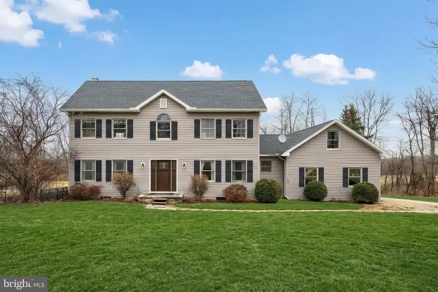 4905 Oxford Rd, York Springs, PA 17372 - #2