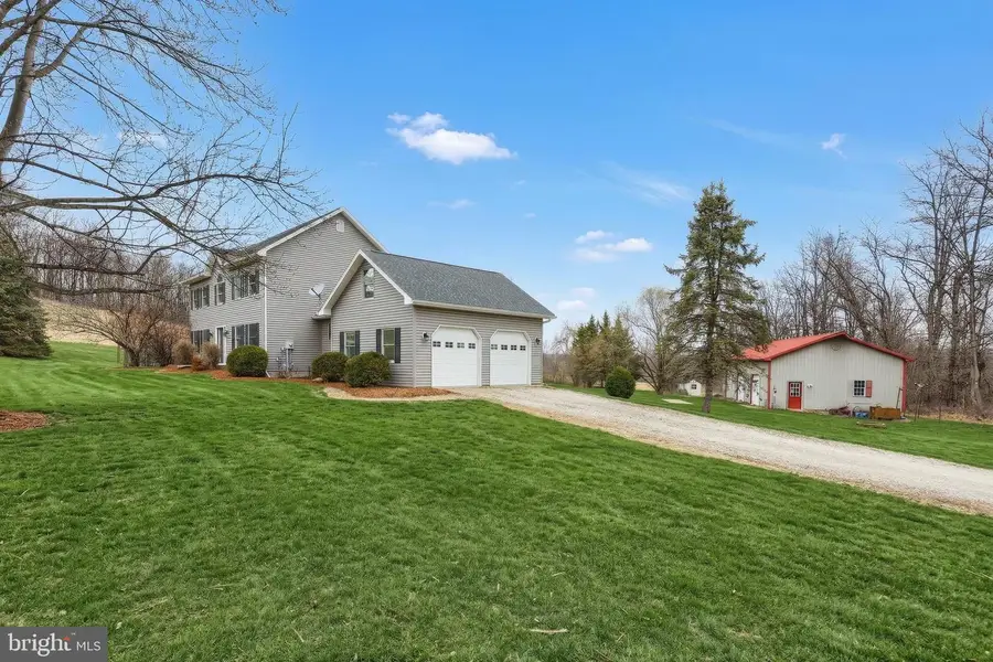 4905 Oxford Rd, York Springs, PA 17372 - #3