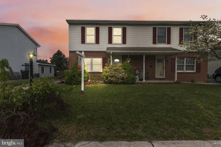 18 E Lakeview Dr, Littlestown, PA 17340 - #2