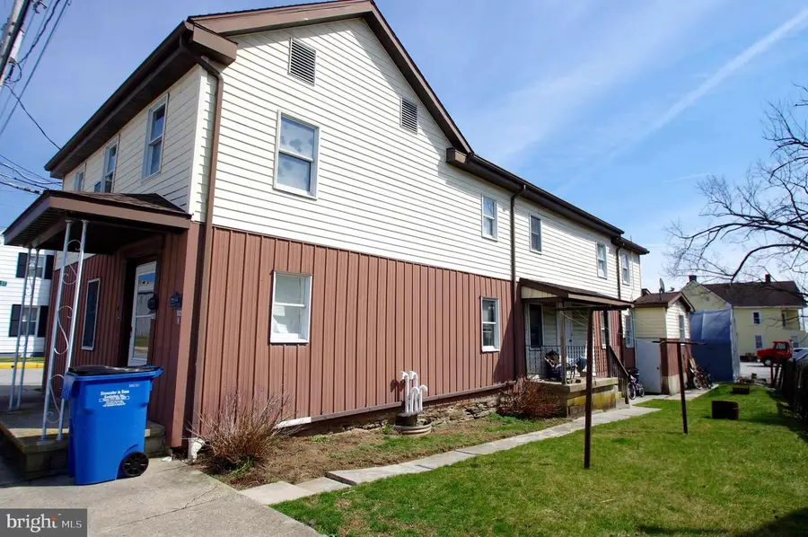 102 Cemetery St, Littlestown, PA 17340 - #3