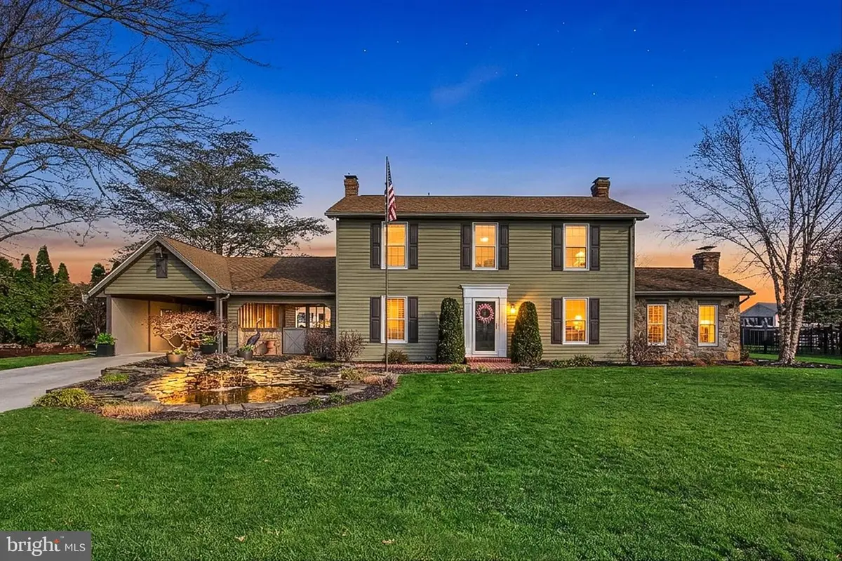 426 N 3rd St, McSherrystown, PA 17344 - #1