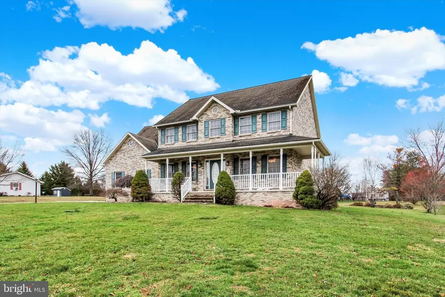 944 Heritage Dr, Gettysburg, PA 17325 - #2