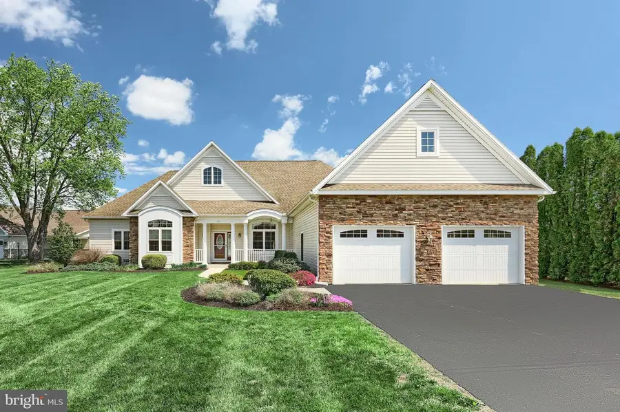 16 Hines Dr, East Berlin, PA 17316 - #3