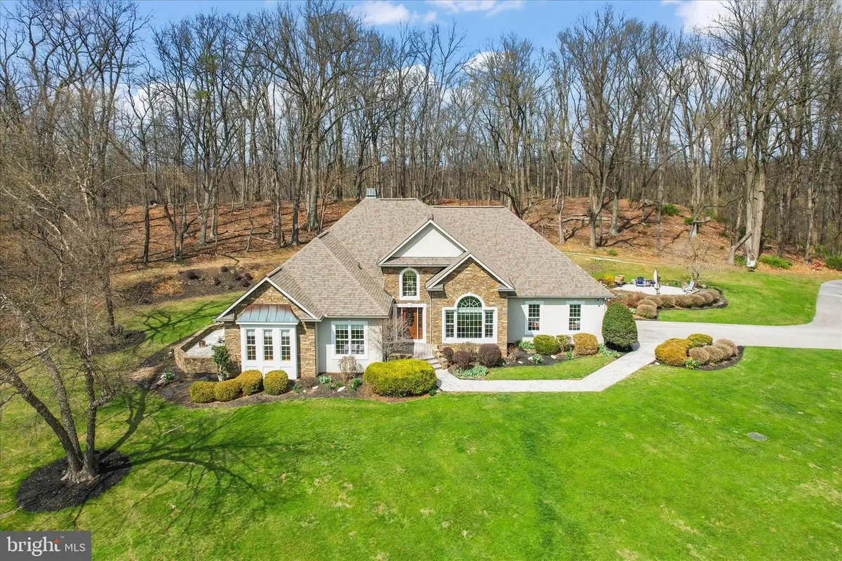 15 Maple Grove Rd, Hanover, PA 17331 - #1