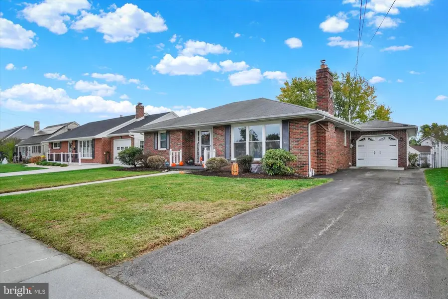 408 Diller Rd, Hanover, PA 17331 - #2