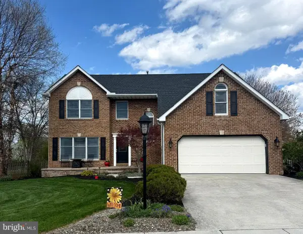 117 Wheaton Dr, LITTLESTOWN, PA 17340